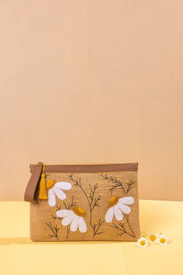 EYP007 -  PUNCH FLOWER