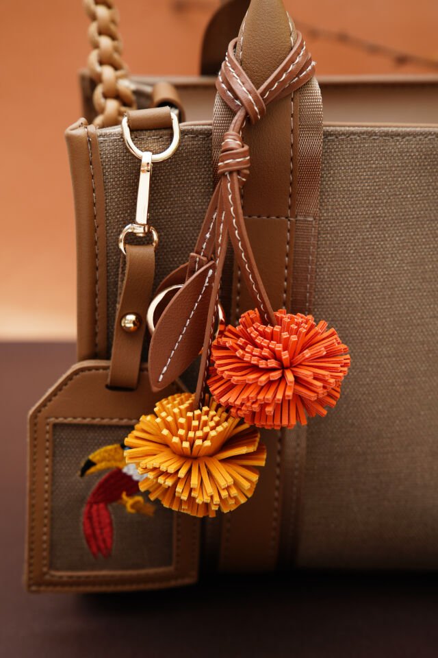 EYC002 - CITY BAG MEDIUM TAUPE